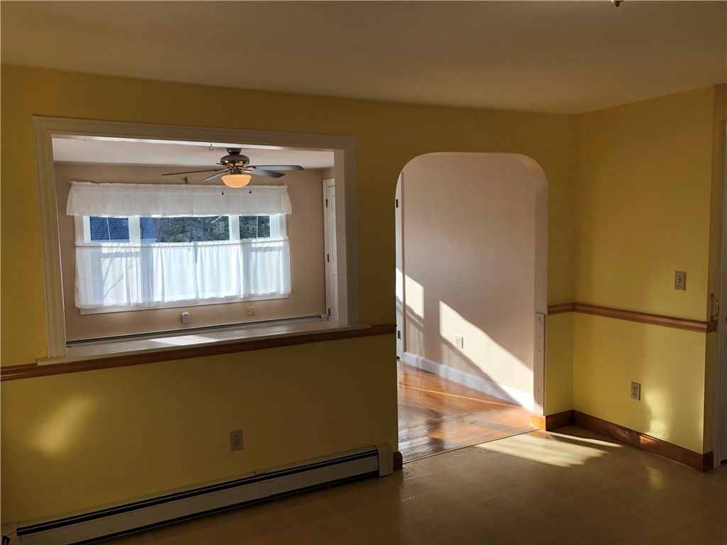 161 Hadde Avenue Cumberland, RI 02864 - Photo 12 of 46