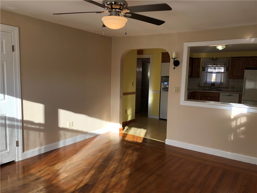 161 Hadde Avenue Cumberland, RI 02864 - Photo 17 of 46