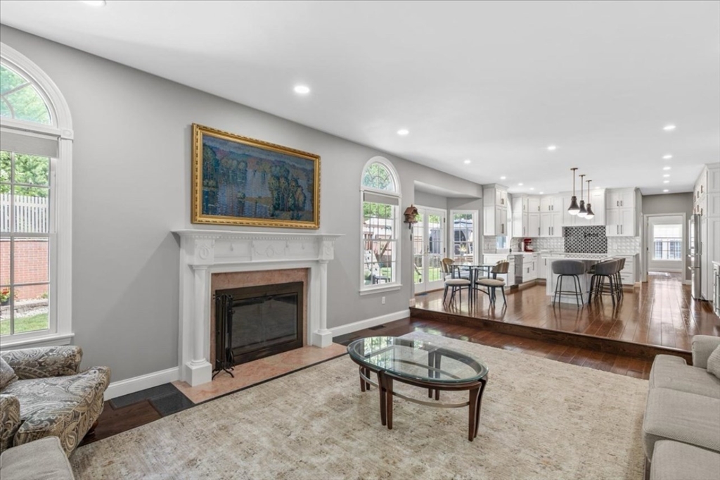 256 Hillcrest Road Marshfield, MA 02050 - Photo 12 of 42 Gallery Image 12