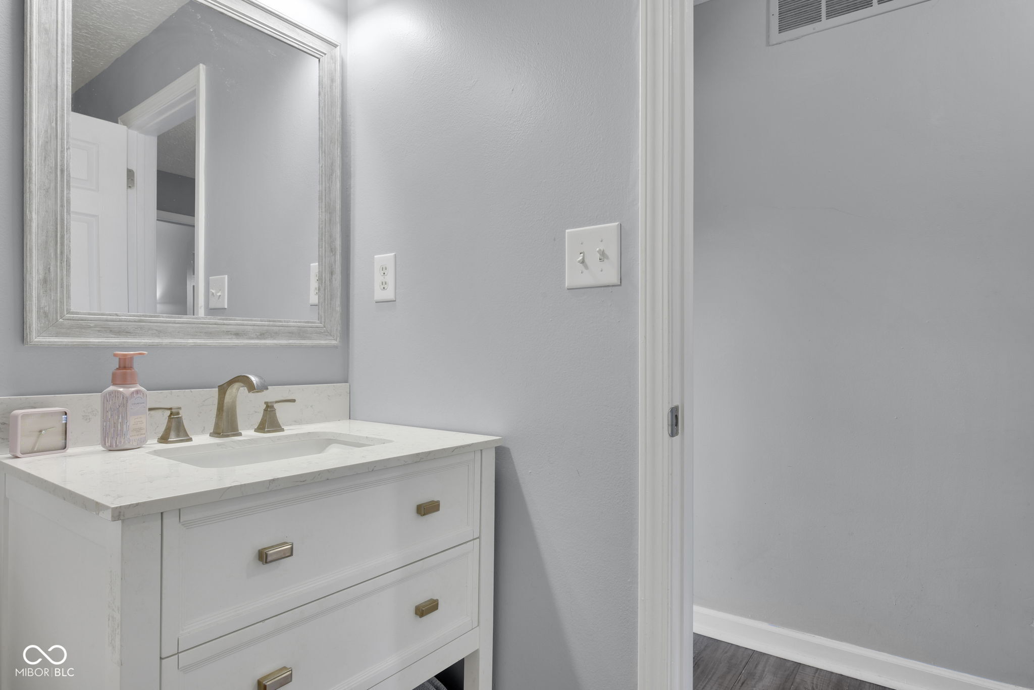 8245 Devon Avenue Indianapolis, IN 46239 - Photo 19 of 27