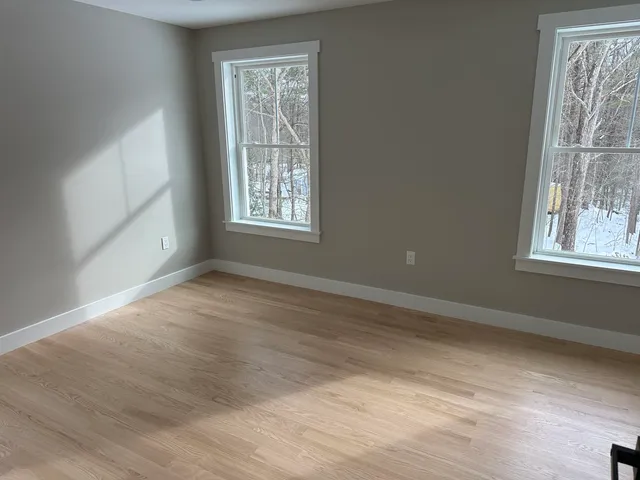 $949,900 | 211 Hampstead Road, Derry, NH 03038