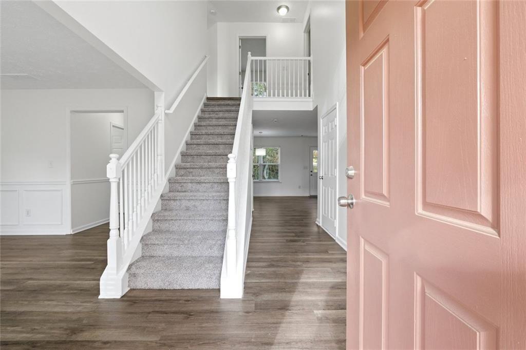 375 Searchlight Drive Winder, GA 30680 - Photo 2 of 25