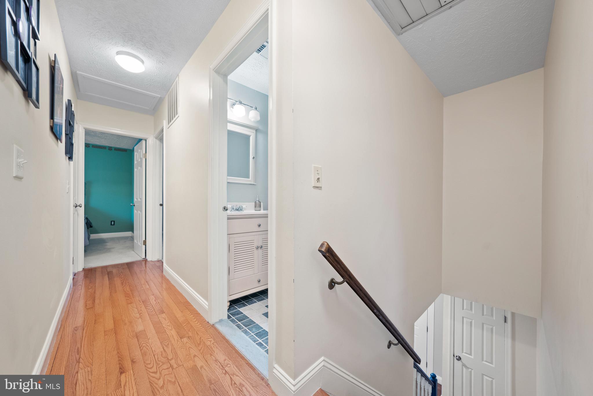 121 Rector Street Sterling, VA 20164 - Photo 23 of 58 Gallery Image 23