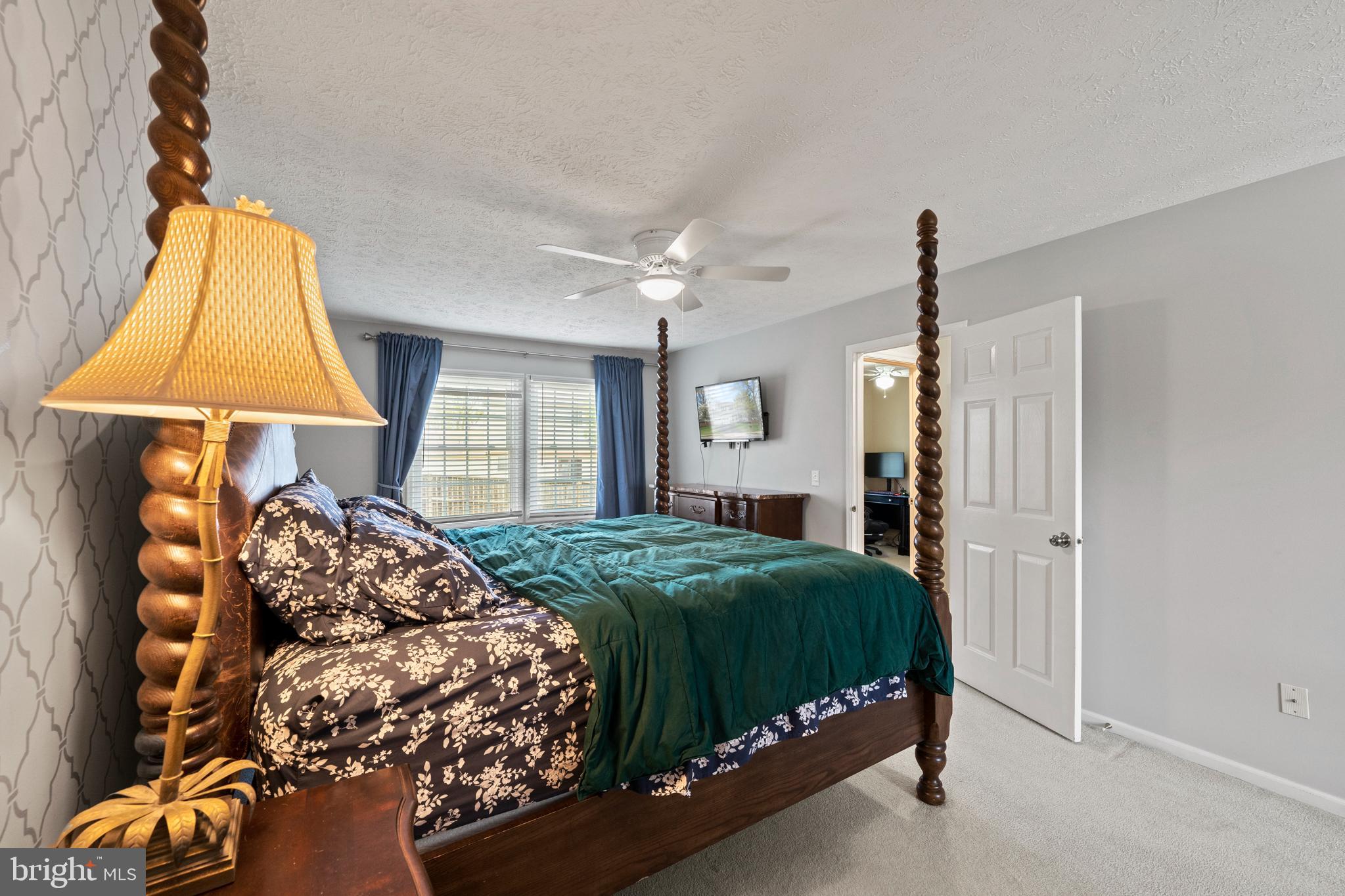 121 Rector Street Sterling, VA 20164 - Photo 26 of 58 Gallery Image 26