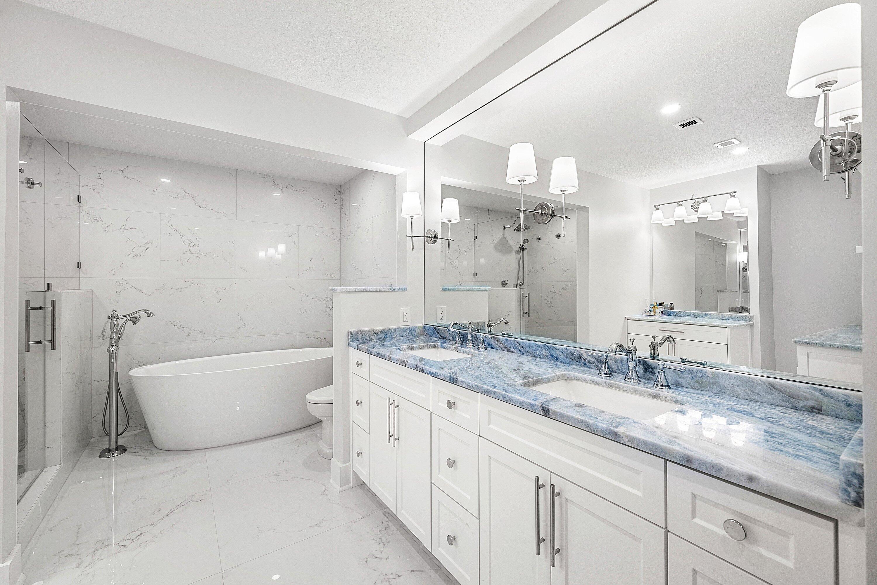 23373 Water Circle Boca Raton, FL 33486 - Photo 11 of 61 primary suite bathroom