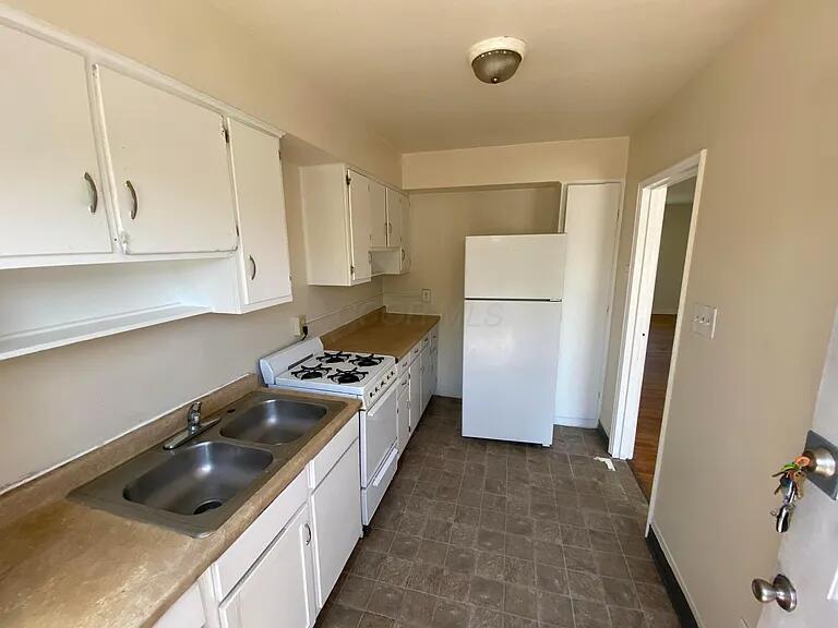 73 North Hampton Road, Unit B Columbus, OH 43213 - Photo 3 of 11 Pic 9