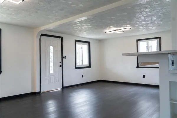 $250,000 | 922 8th Street, Verona, PA 15147