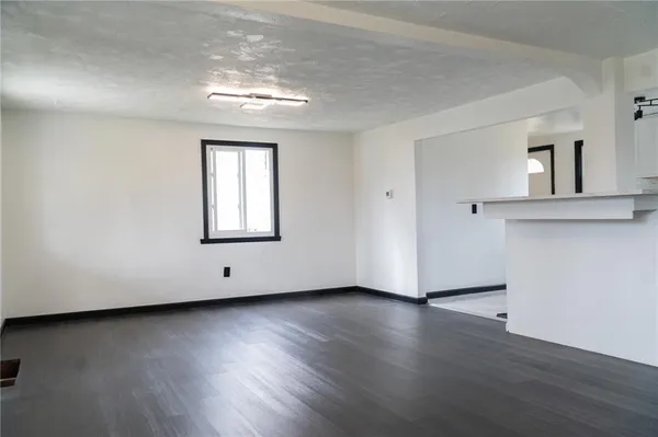 $250,000 | 922 8th Street, Verona, PA 15147