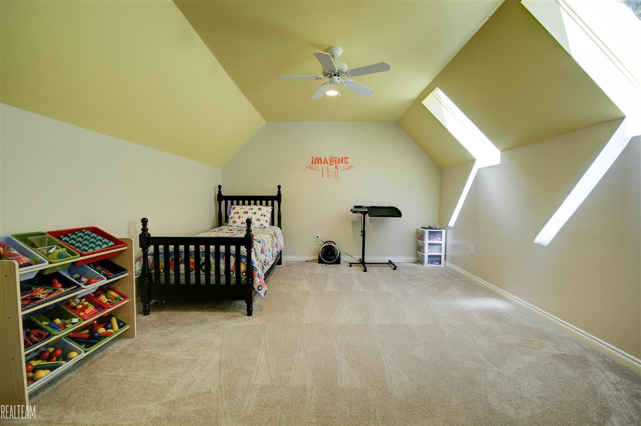 921 Dakota Rochester Hills, MI 48307 - Photo 28 of 46