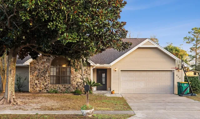 $465,000 | 804 Overbrook Drive, Fort Walton Beach, FL 32547