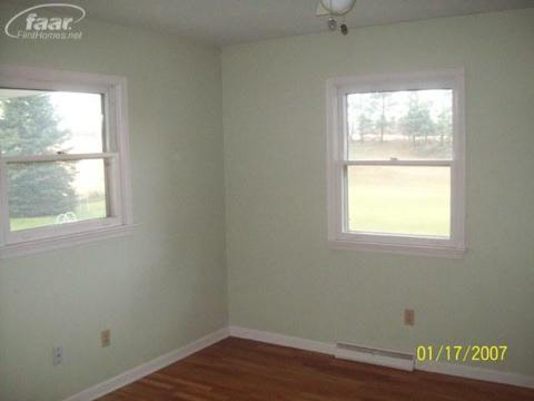19974 Spears Road Gregory, MI 48137 - Photo 13 of 20 20208864-12.JPG