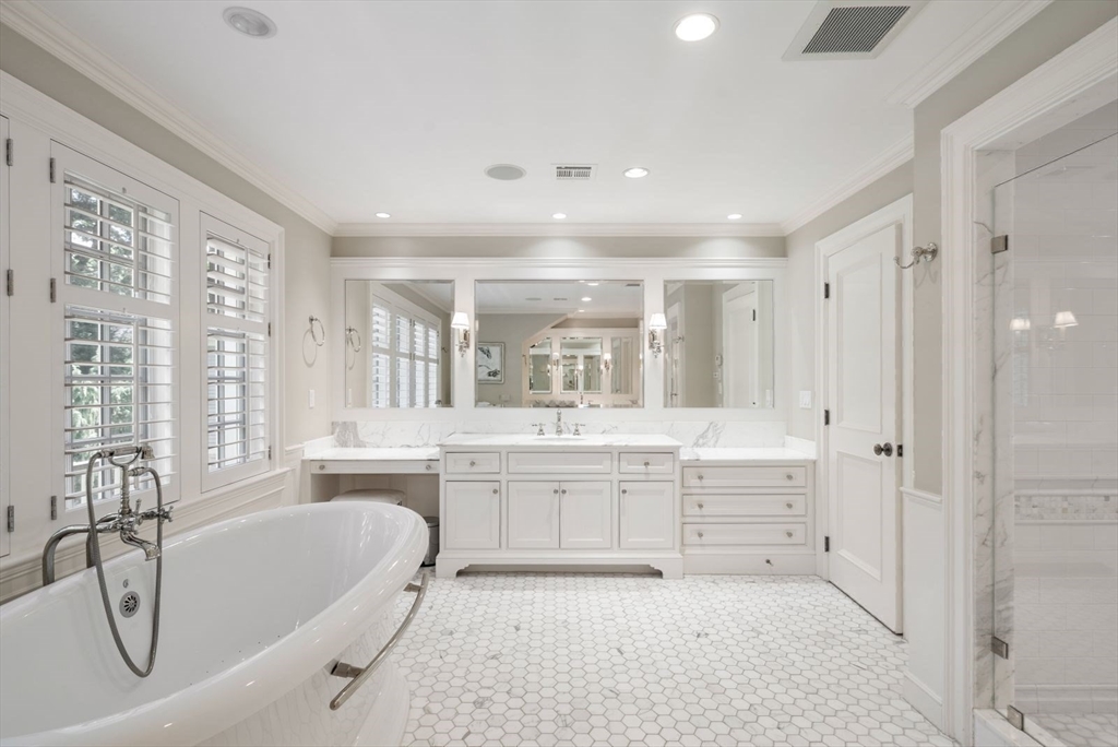 44 Whiting Road Wellesley, MA 02481 - Photo 25 of 42 Gallery Image 25