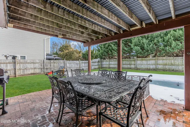 $750,000 | 8 Leocadia Court, Hazlet, NJ 07730