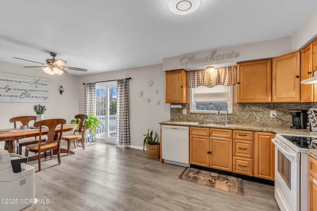 $750,000 | 8 Leocadia Court, Hazlet, NJ 07730