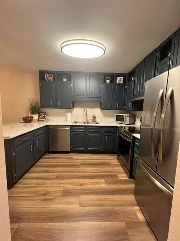 $1,800 | 1000 Holland Drive, Unit 3, Tallahassee, FL 32301