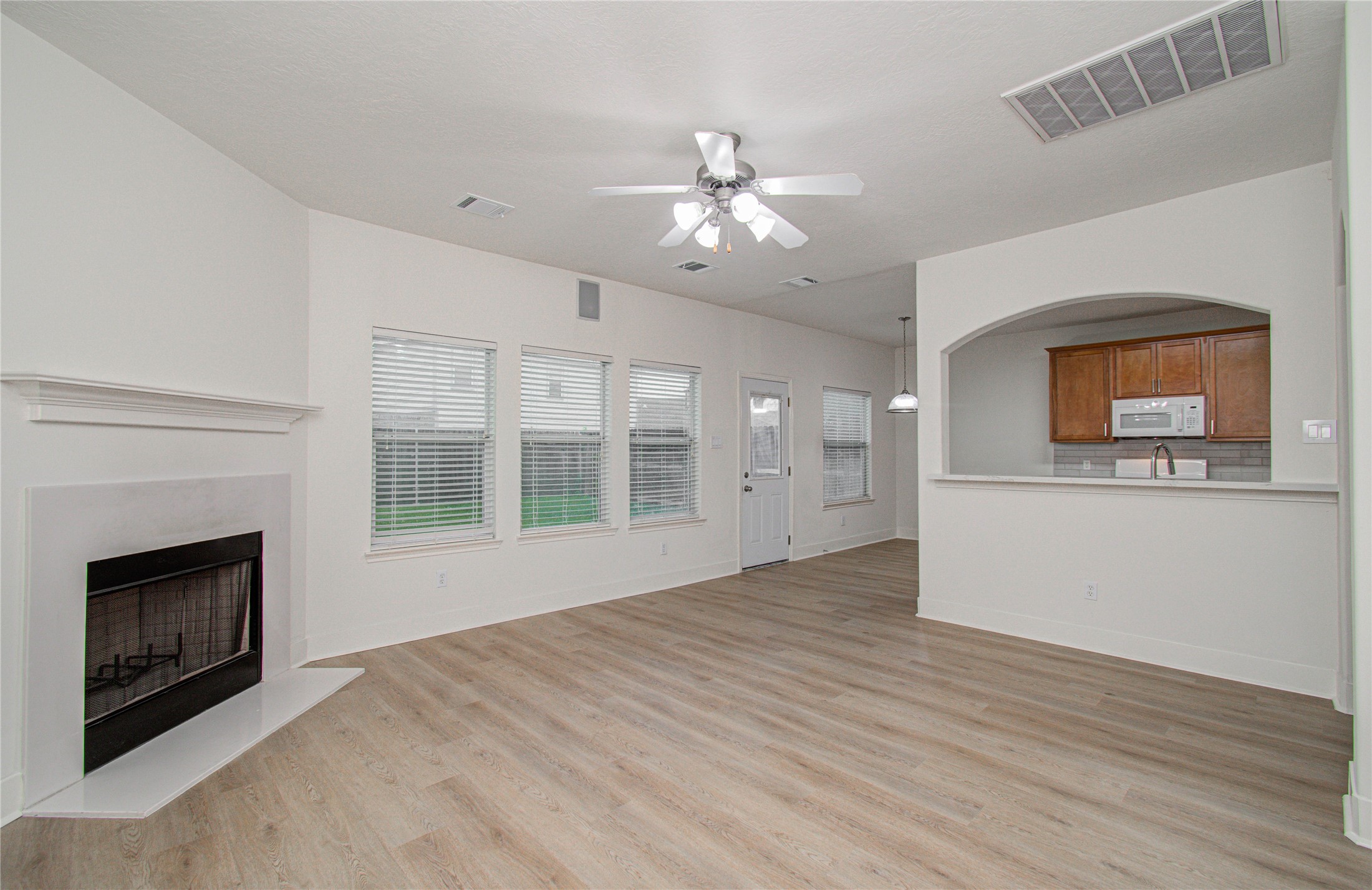 4539 Prince Street Baytown, TX 77521 - Photo 16 of 34