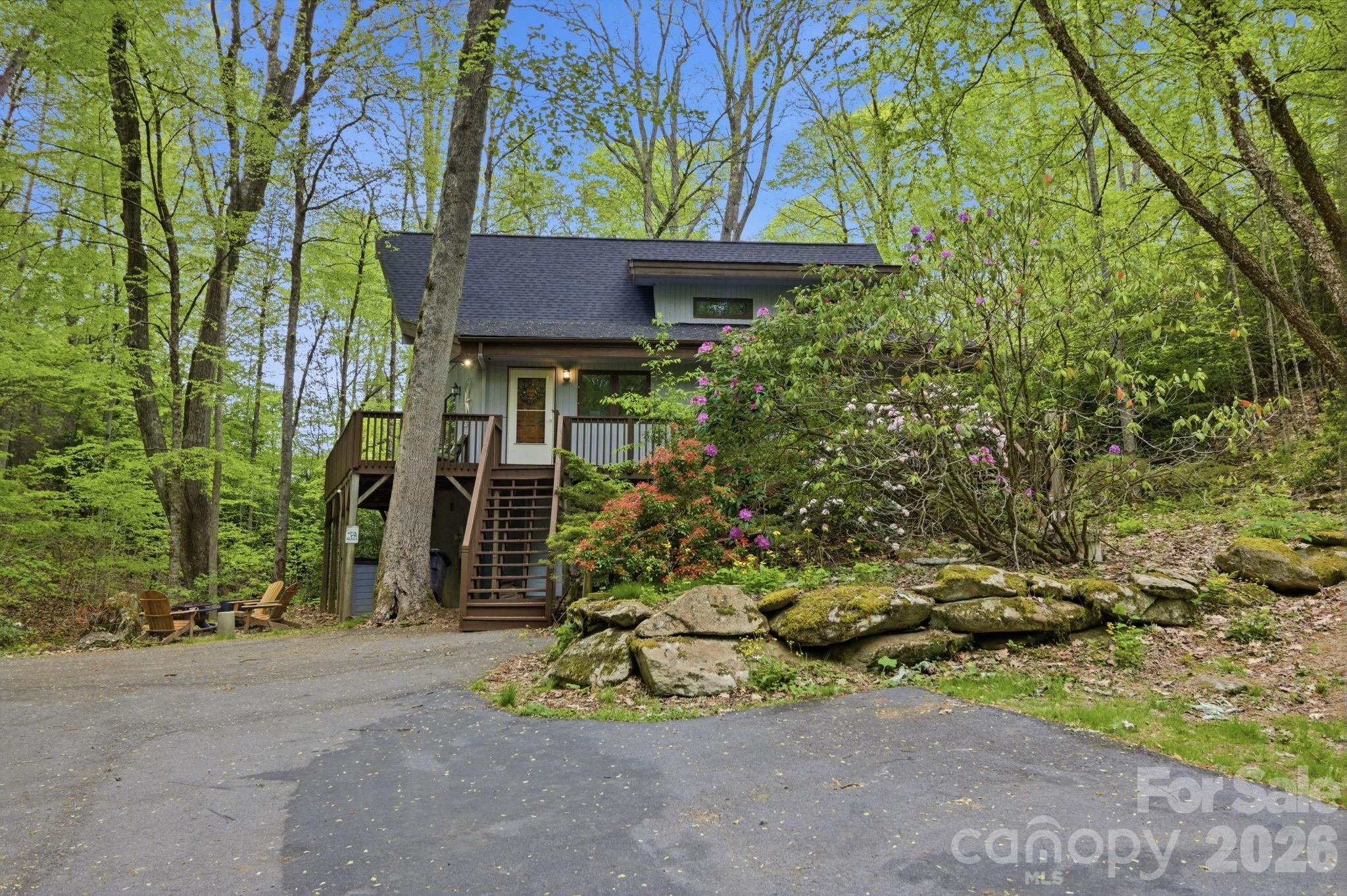 401 Saratoga Boone, NC 28607 - Photo 23 of 33