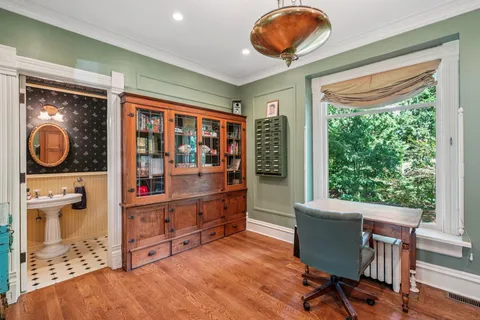 $675,000 | 204 East Court Street, Elkhorn, WI 53121