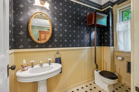 $675,000 | 204 East Court Street, Elkhorn, WI 53121