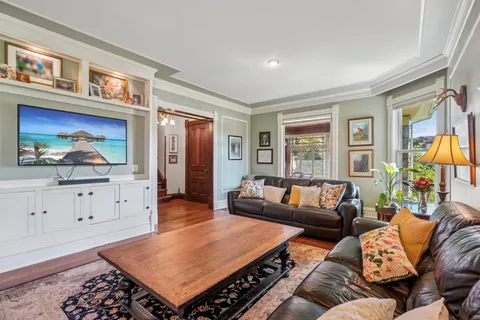 $675,000 | 204 East Court Street, Elkhorn, WI 53121