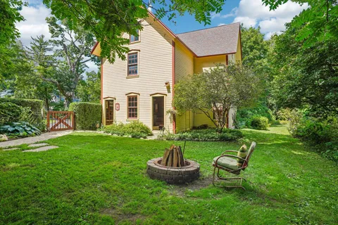 $675,000 | 204 East Court Street, Elkhorn, WI 53121