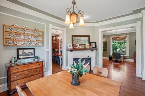 $675,000 | 204 East Court Street, Elkhorn, WI 53121