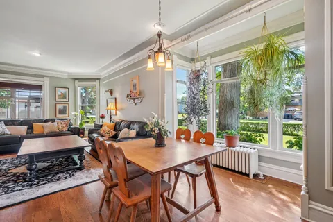 $675,000 | 204 East Court Street, Elkhorn, WI 53121