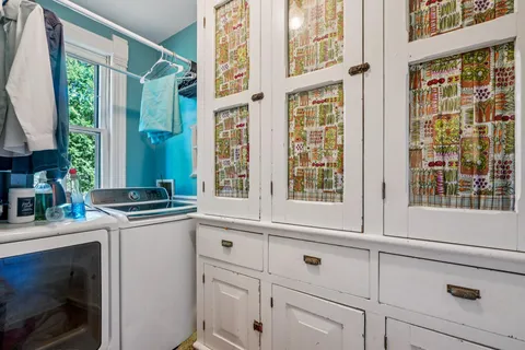 $675,000 | 204 East Court Street, Elkhorn, WI 53121