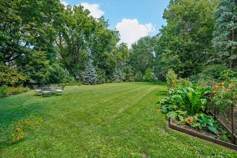 $675,000 | 204 East Court Street, Elkhorn, WI 53121