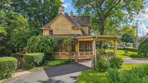 $675,000 | 204 East Court Street, Elkhorn, WI 53121