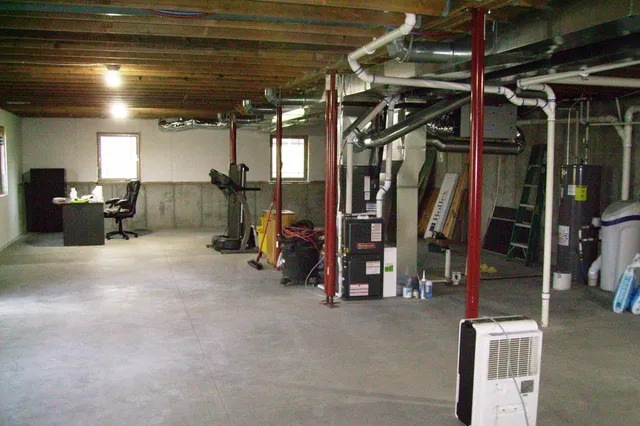 $379,900 | 317 Oak Hills Drive, Detroit Lakes, MN 56501