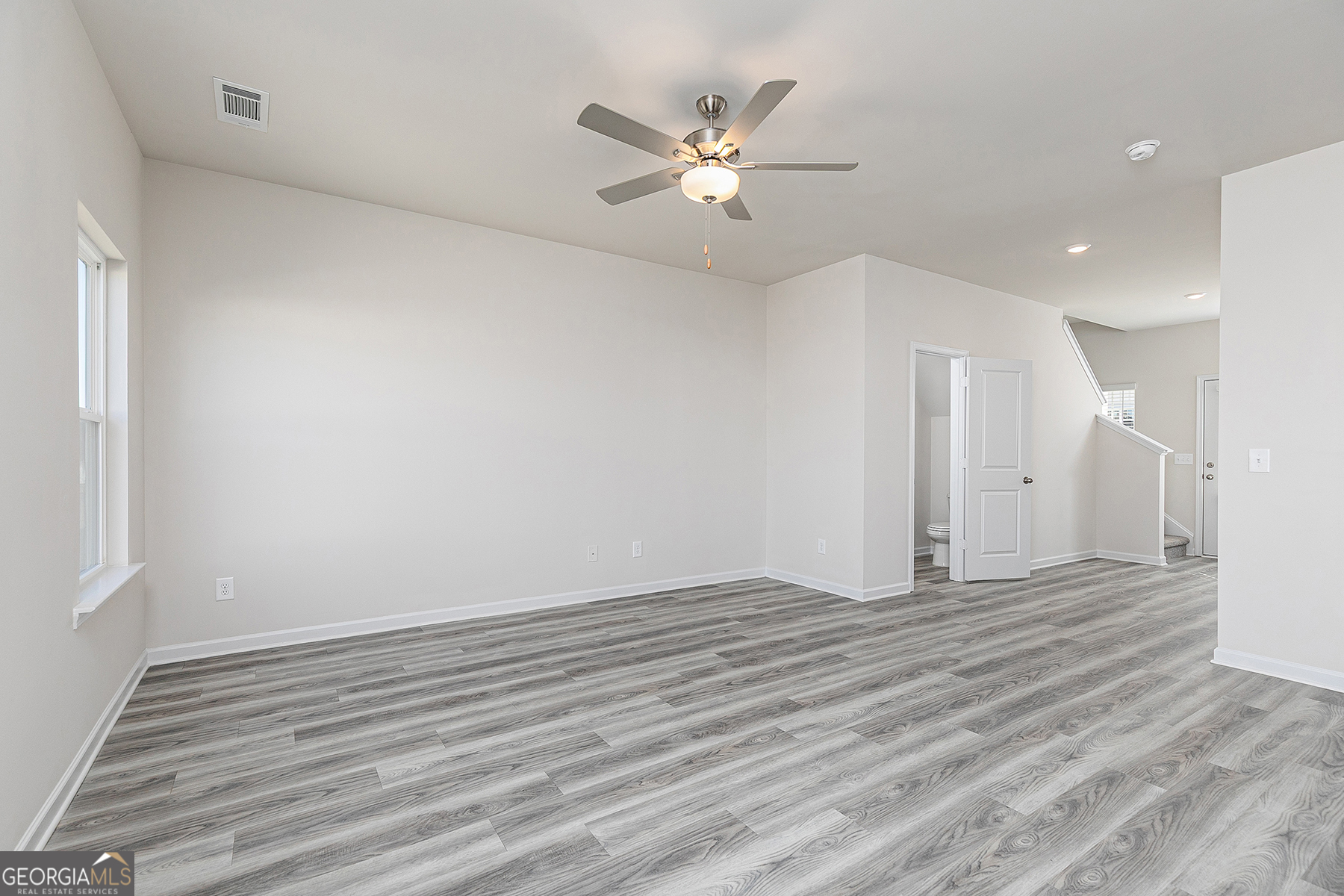 642 Mackenzie Cove Villa Rica, GA 30180 - Photo 4 of 17