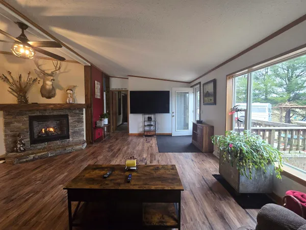 $380,000 | W4506 County Rd TT, Wild Rose, WI 54984