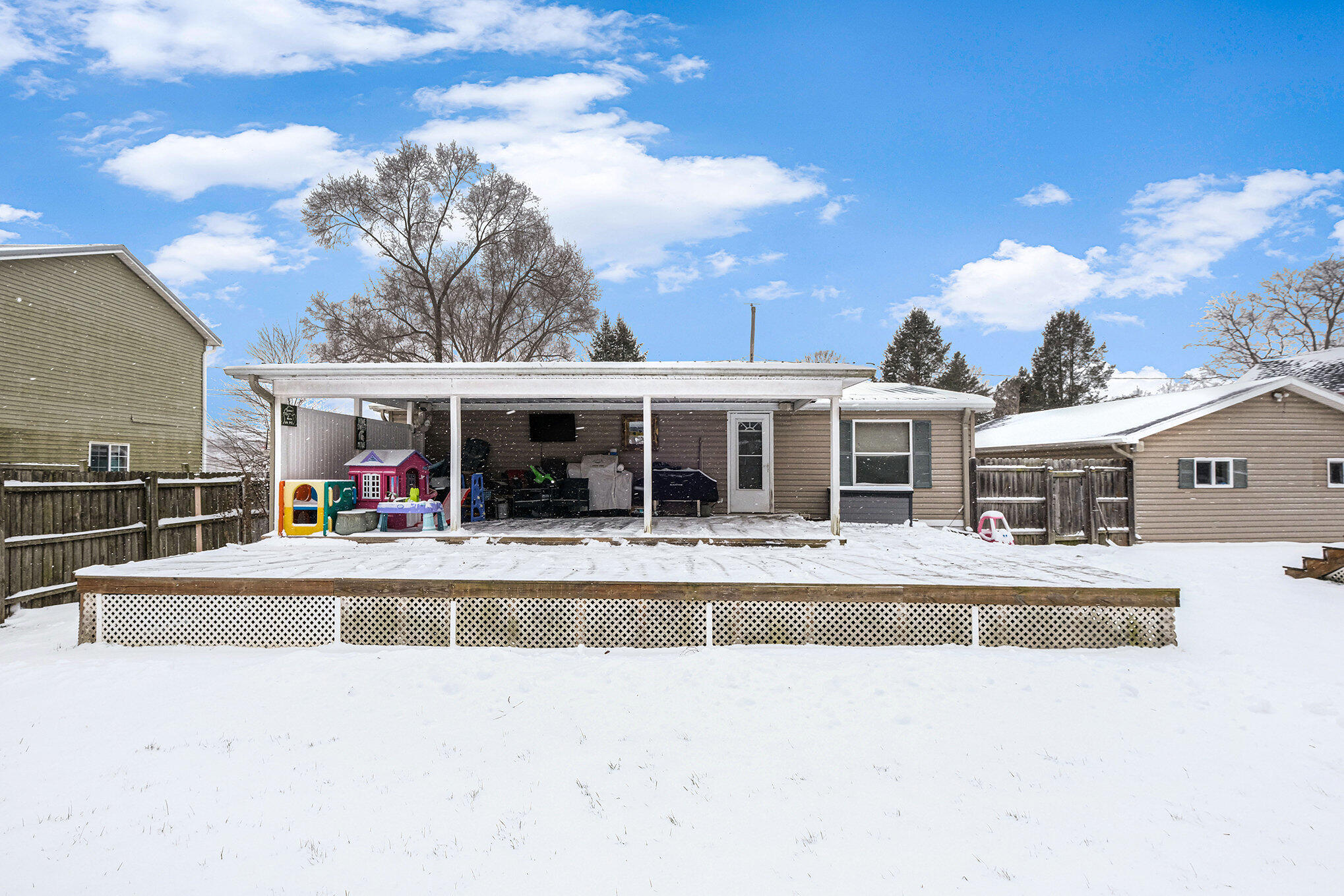 272 South Tabor Street Lyons, MI 48851 - Photo 15 of 16 016_file_717