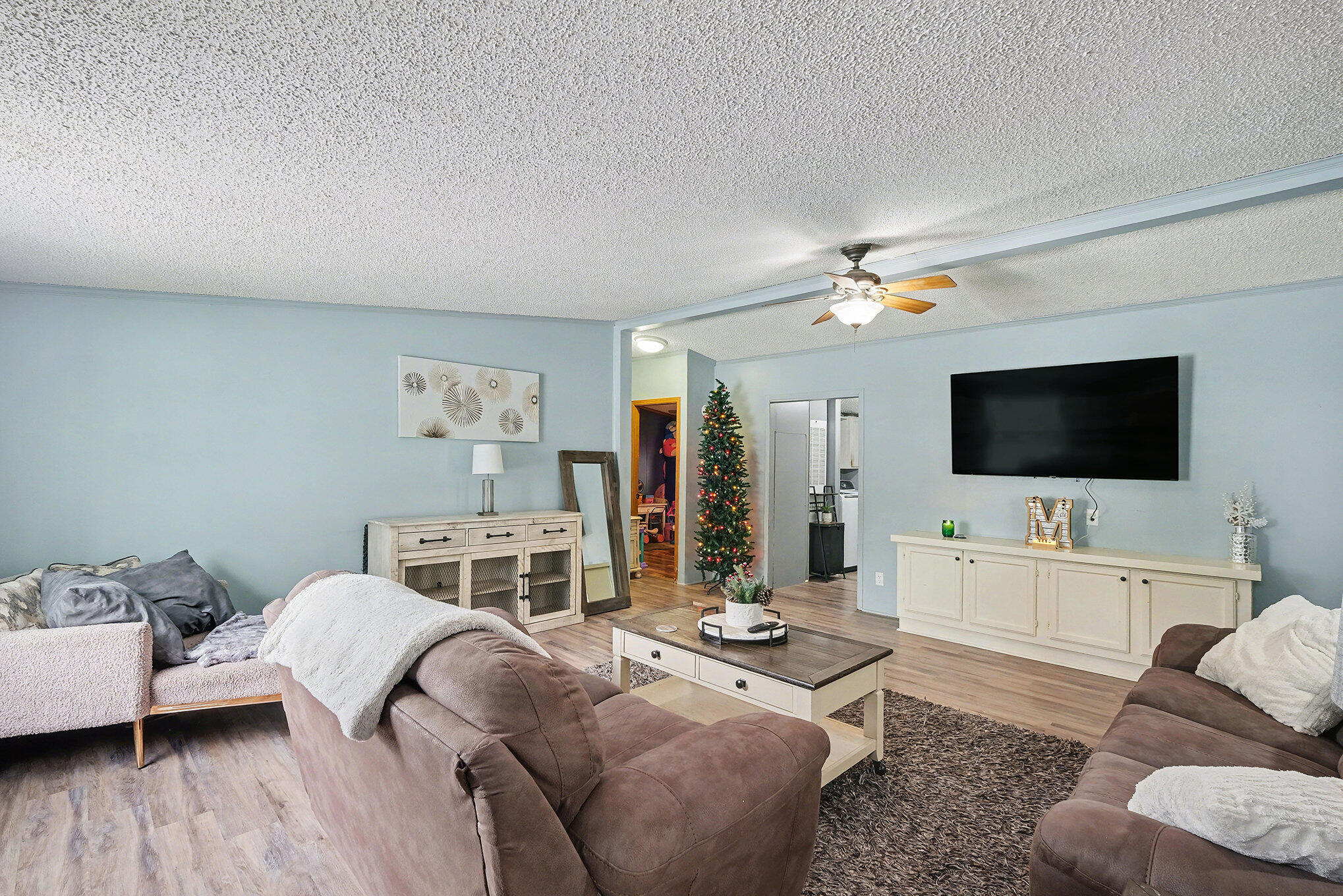 272 South Tabor Street Lyons, MI 48851 - Photo 5 of 16 005_file_528