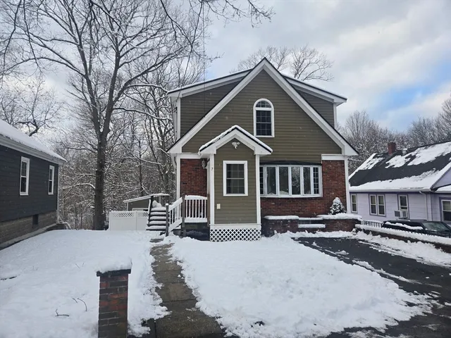 $774,000 | 7 Central Street, Saugus, MA 01906