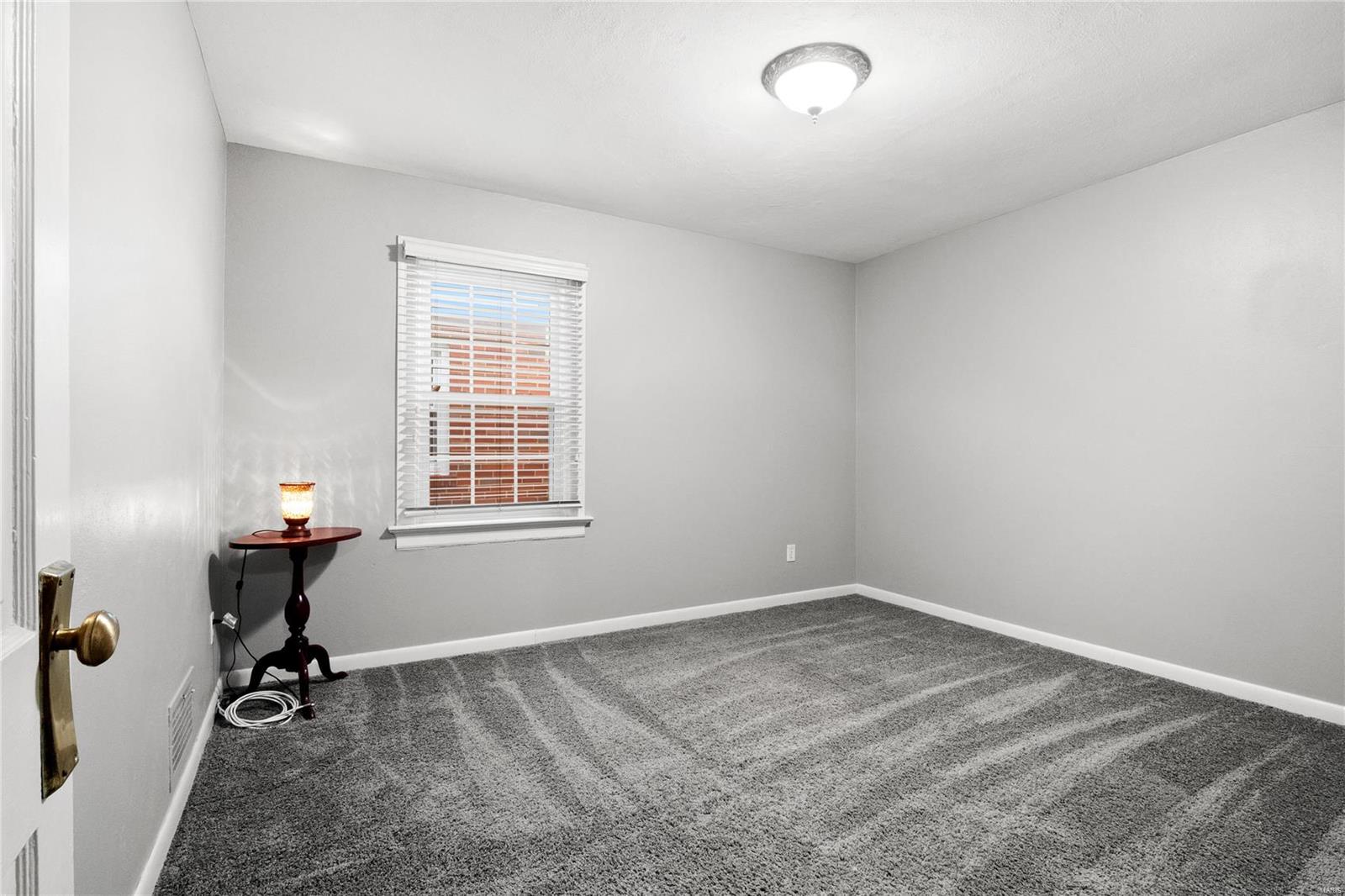 2317 Brown Road St. Louis, MO 63114 - Photo 25 of 46 Gallery Image 25