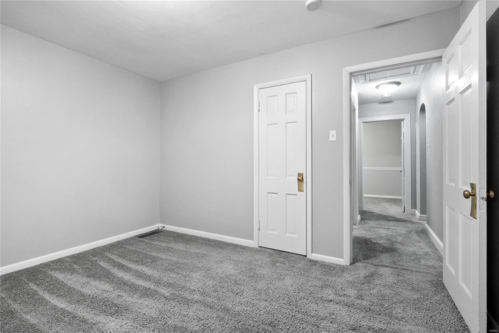 2317 Brown Road St. Louis, MO 63114 - Photo 26 of 46 Gallery Image 26