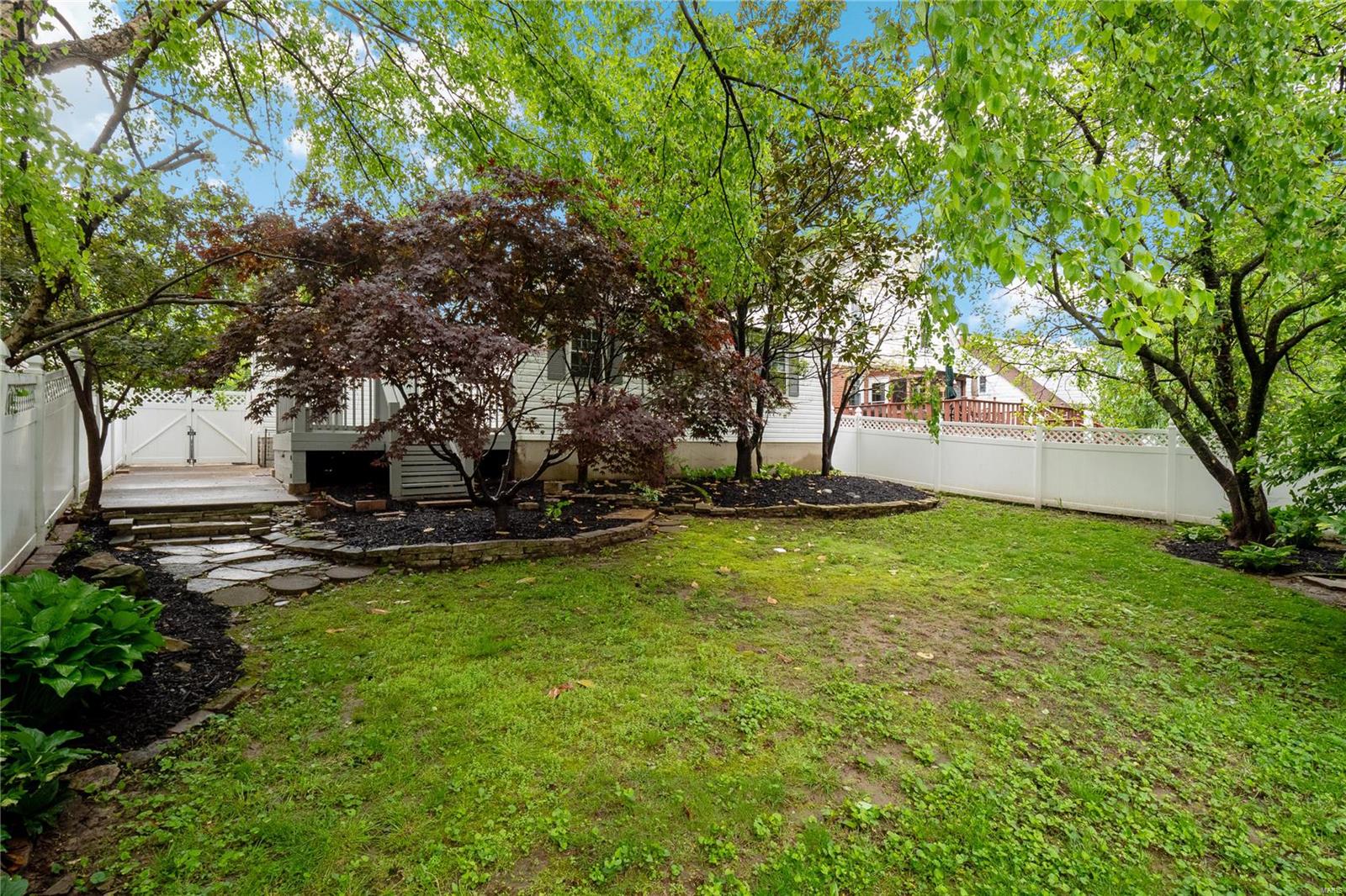 2317 Brown Road St. Louis, MO 63114 - Photo 44 of 46 Gallery Image 44