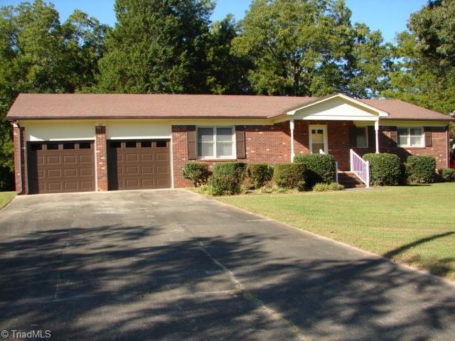 312 Springwood Road Asheboro, NC 27205 - Photo 28 of 38