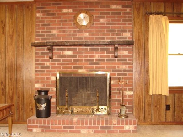 312 Springwood Road Asheboro, NC 27205 - Photo 3 of 38