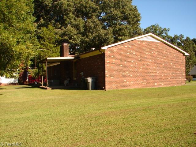 312 Springwood Road Asheboro, NC 27205 - Photo 34 of 38