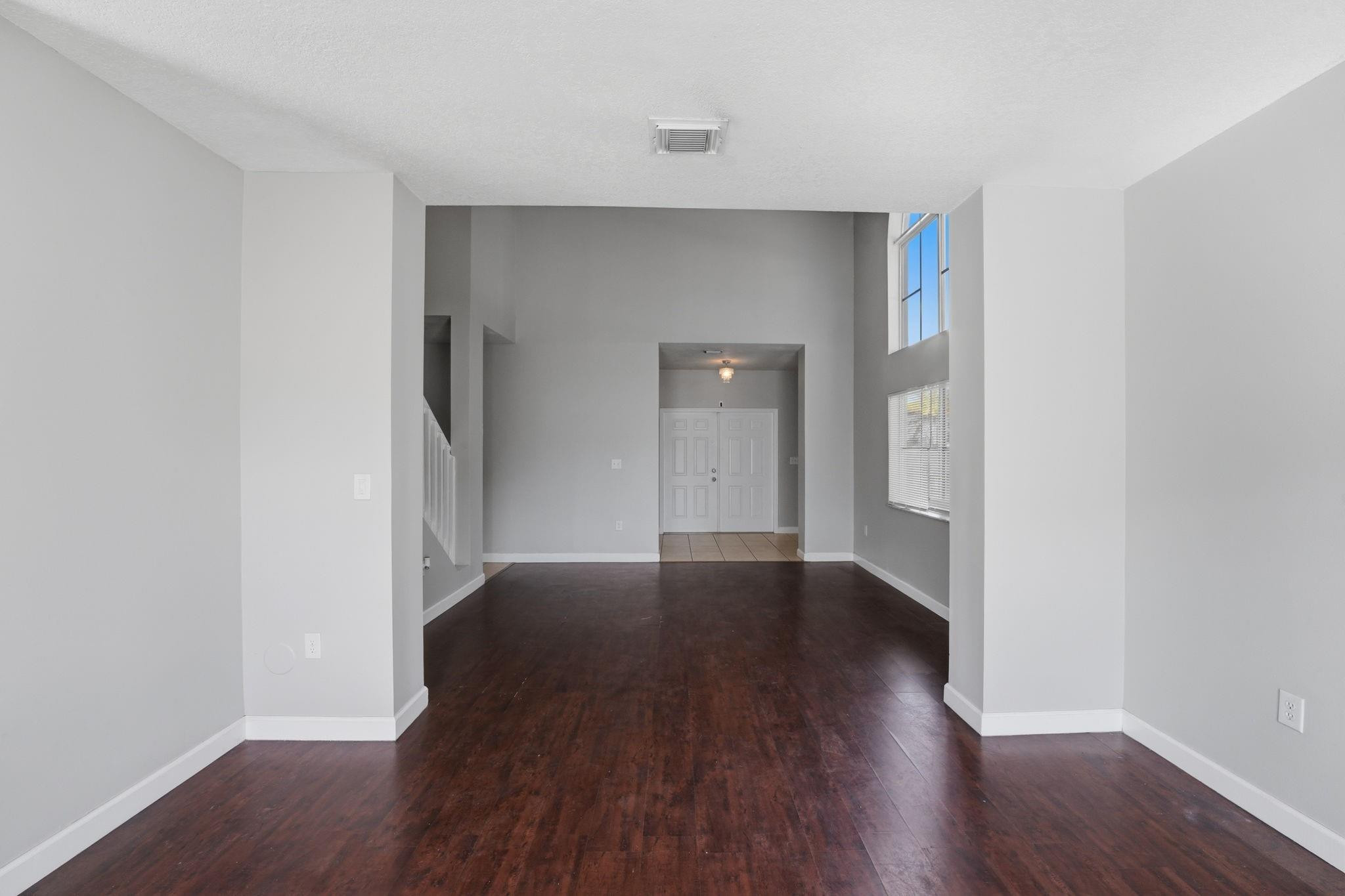 15464 Southwest 18th Lane Miami, FL 33185 - Photo 13 of 45 Photo 13