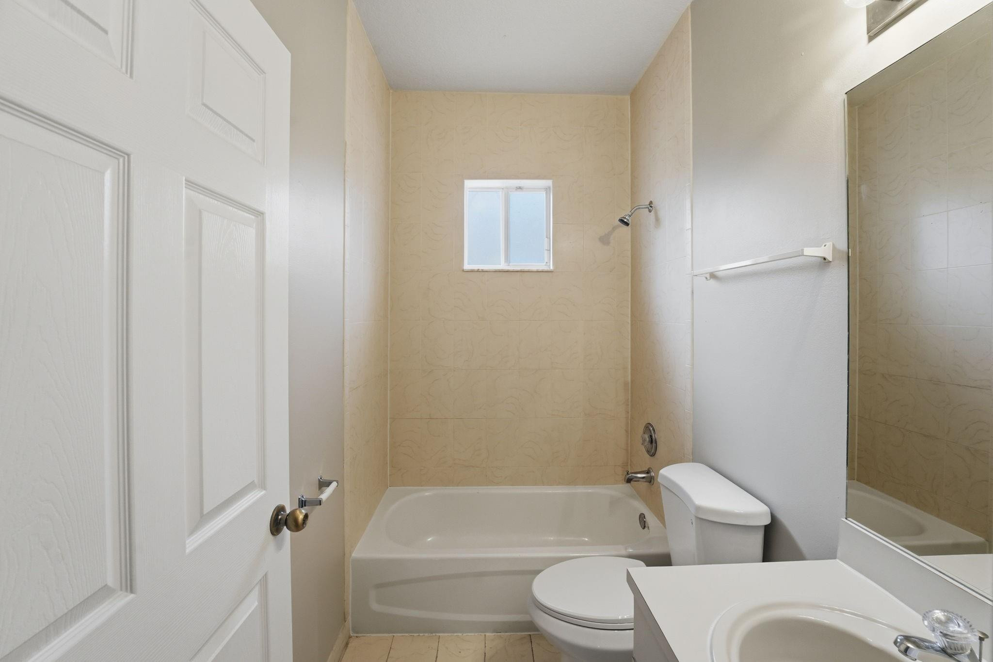 15464 Southwest 18th Lane Miami, FL 33185 - Photo 29 of 45 Photo 29