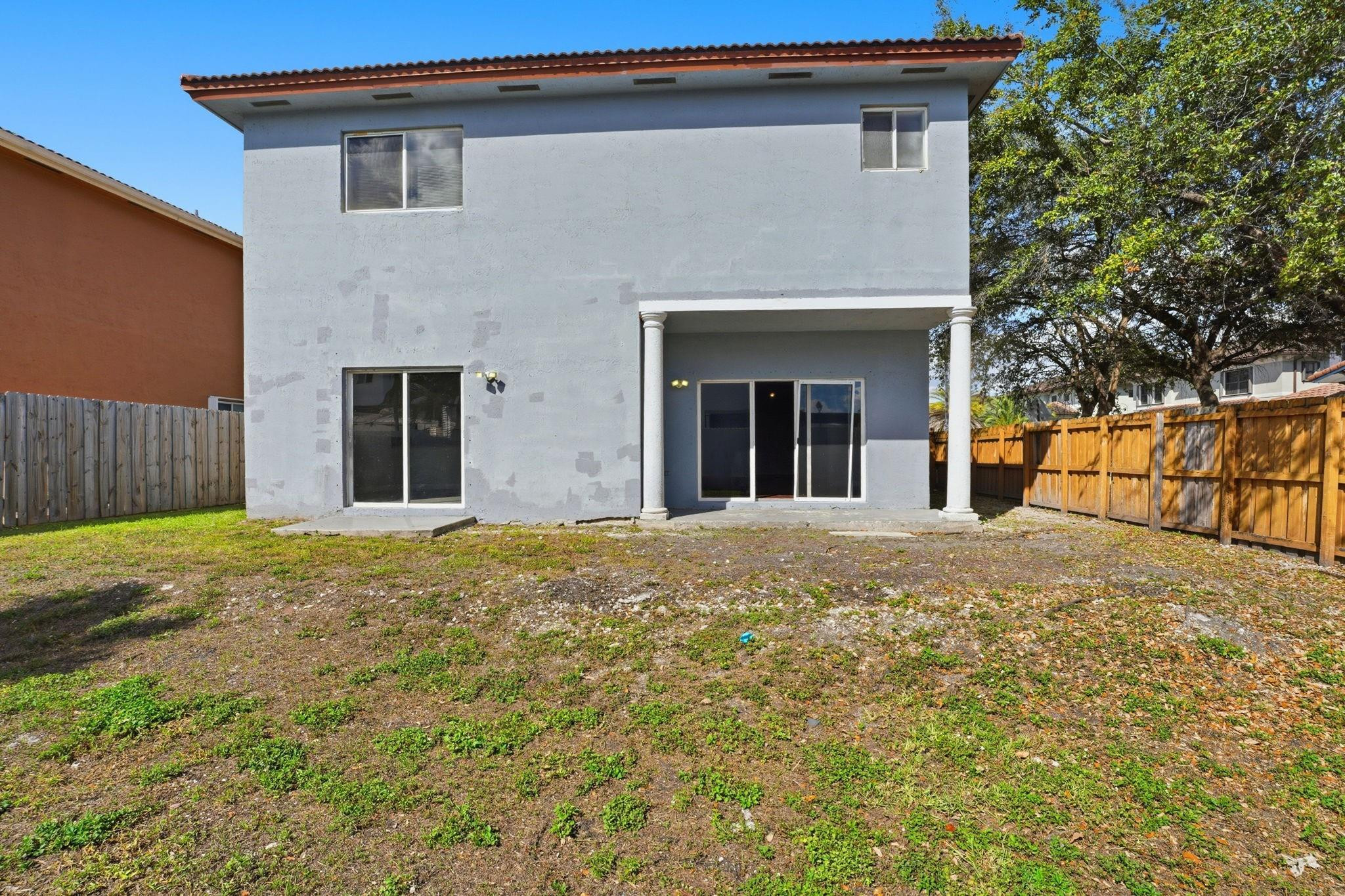 15464 Southwest 18th Lane Miami, FL 33185 - Photo 37 of 45 Photo 37