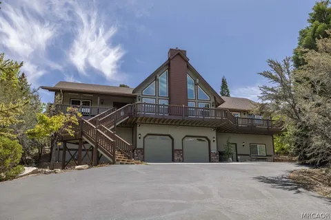 $1,199,900 | 305 Starlight Circle, Big Bear Lake, CA 92315