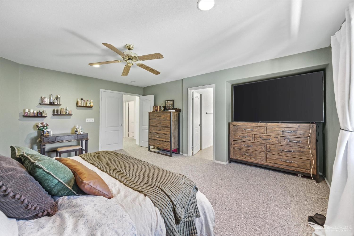 1401 Wild Olive Road Tehachapi, CA 93561 - Photo 11 of 17 Gallery Image 11