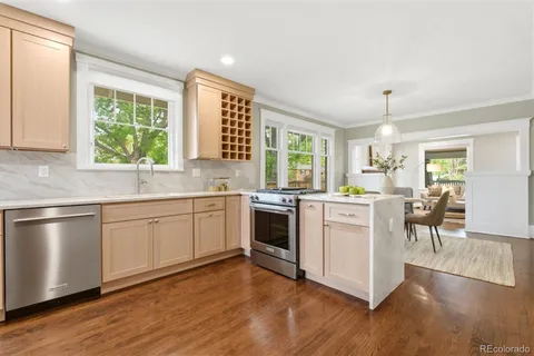 $1,200,000 | 800 Monroe Street, Denver, CO 80206