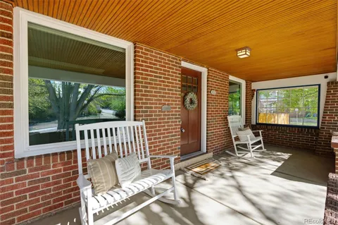 $1,200,000 | 800 Monroe Street, Denver, CO 80206