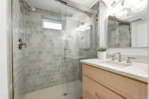 $1,200,000 | 800 Monroe Street, Denver, CO 80206